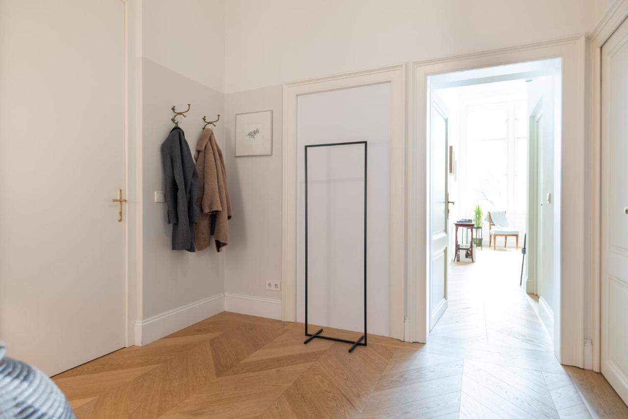 Stunning Apartment In City Center Vienna Exterior photo